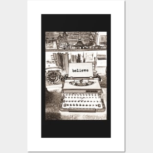 VINTAGE TYPEWRITER 2 Posters and Art